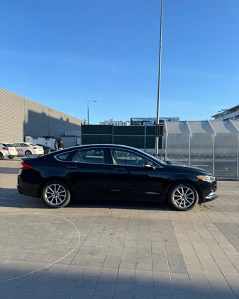Ford Fusion cena 64000 przebieg: 98995, rok produkcji 2017 z Warszawa małe 379